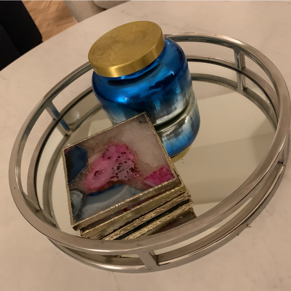 Round mirror table tray